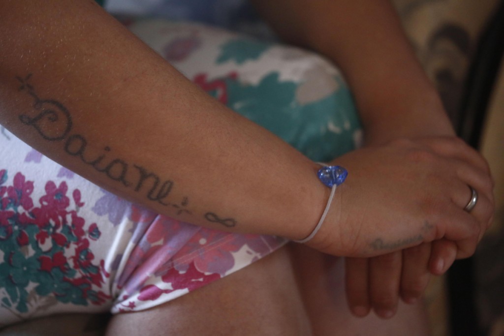 S: Aqui na casa, tenho uma melhor condição de criar minha filha. Foto: Felipe Rosa