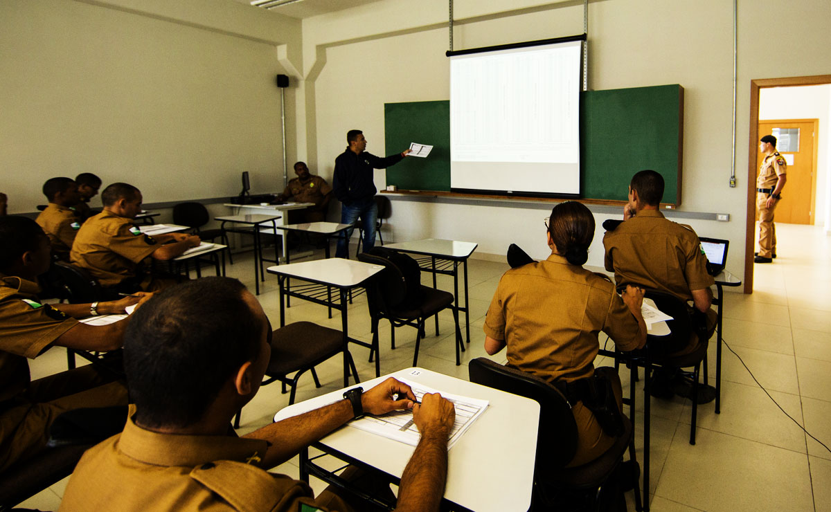 A concorrência no concurso da Polícia Militar é grande. No último, foram mais de 120 mil inscritos. Foto: Lineu Filho.
