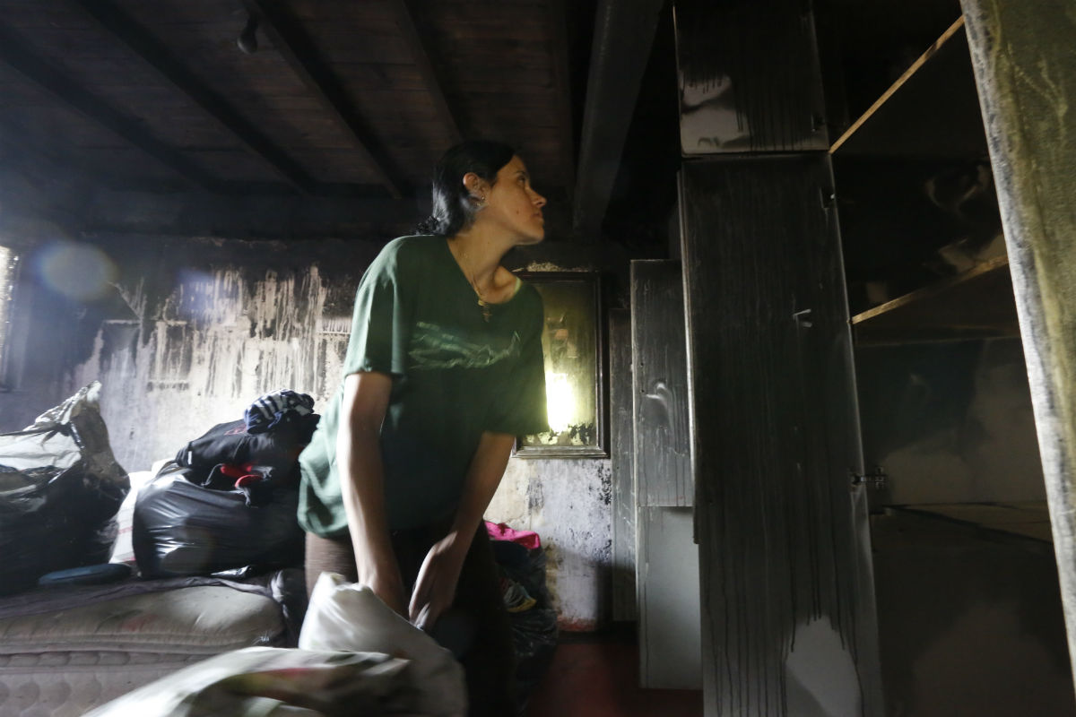 Quatro famílias tiveram seus imóveis destruídos pelas chamas na última terça-feira. Foto: Felipe Rosa