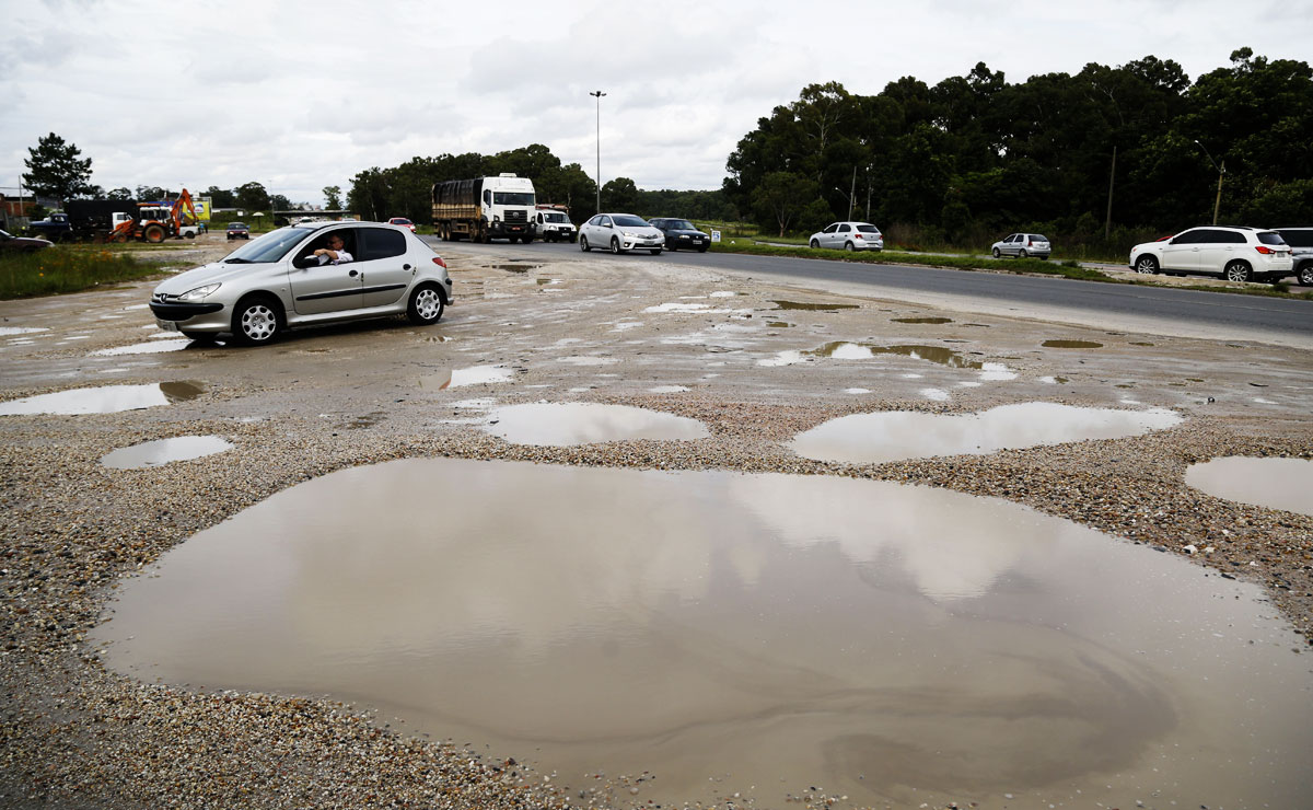 Infraestrutura da cidade padece.