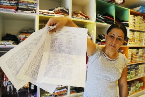 Ana Paula organizou abaixo-assinado cobrando a abertura do CMEI Vila Verde. Foto: Felipe Rosa