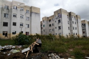 Residenciais Serra do Mar I e II, no Riacho Doce, em São José dos Pinhais, já foram cenário de cerca de 30 assassinatos. Foto: Pedro Serapio