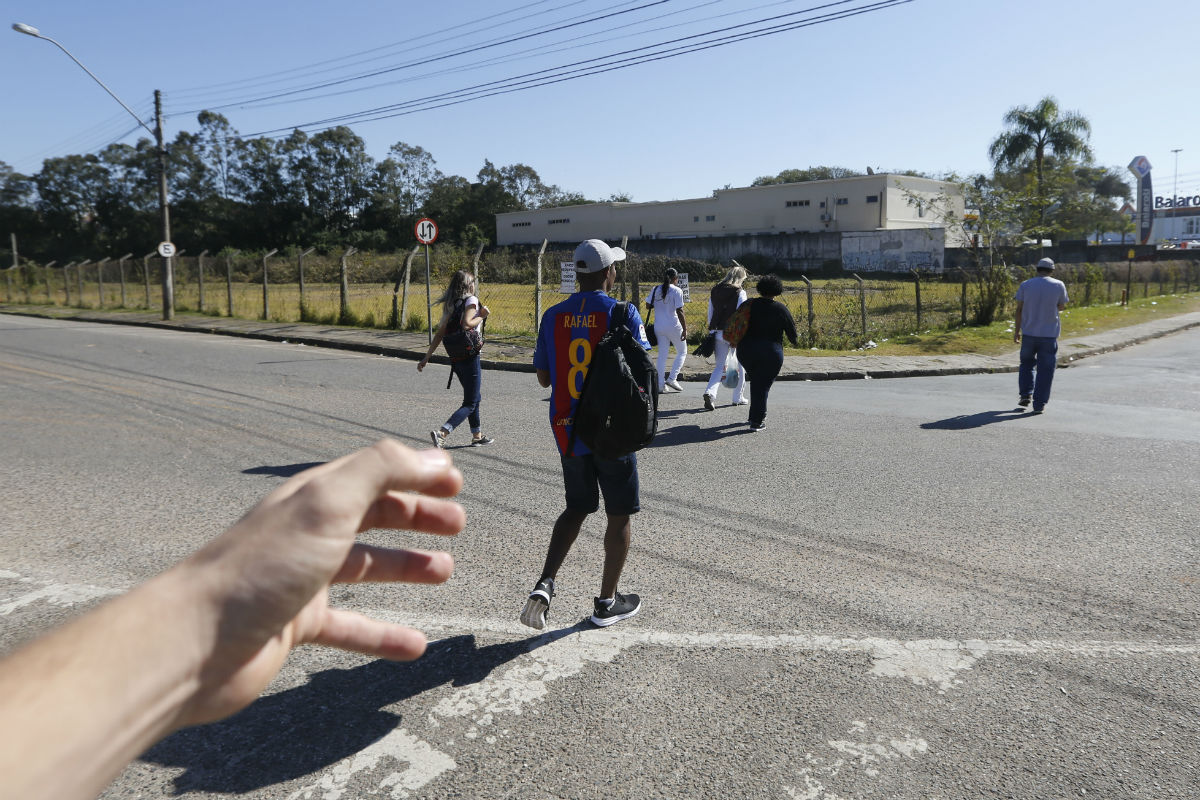 Trabalhadores vivem com medo de assaltos. Foto: Felipe Rosa