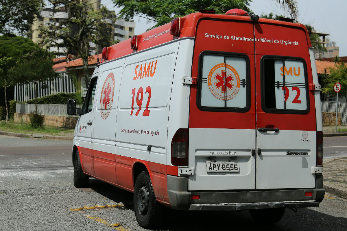 Curitiba tem 26 ambulâncias do Samu, que realizam 390 atendimentos diários. Foto: Giuliano Gomes