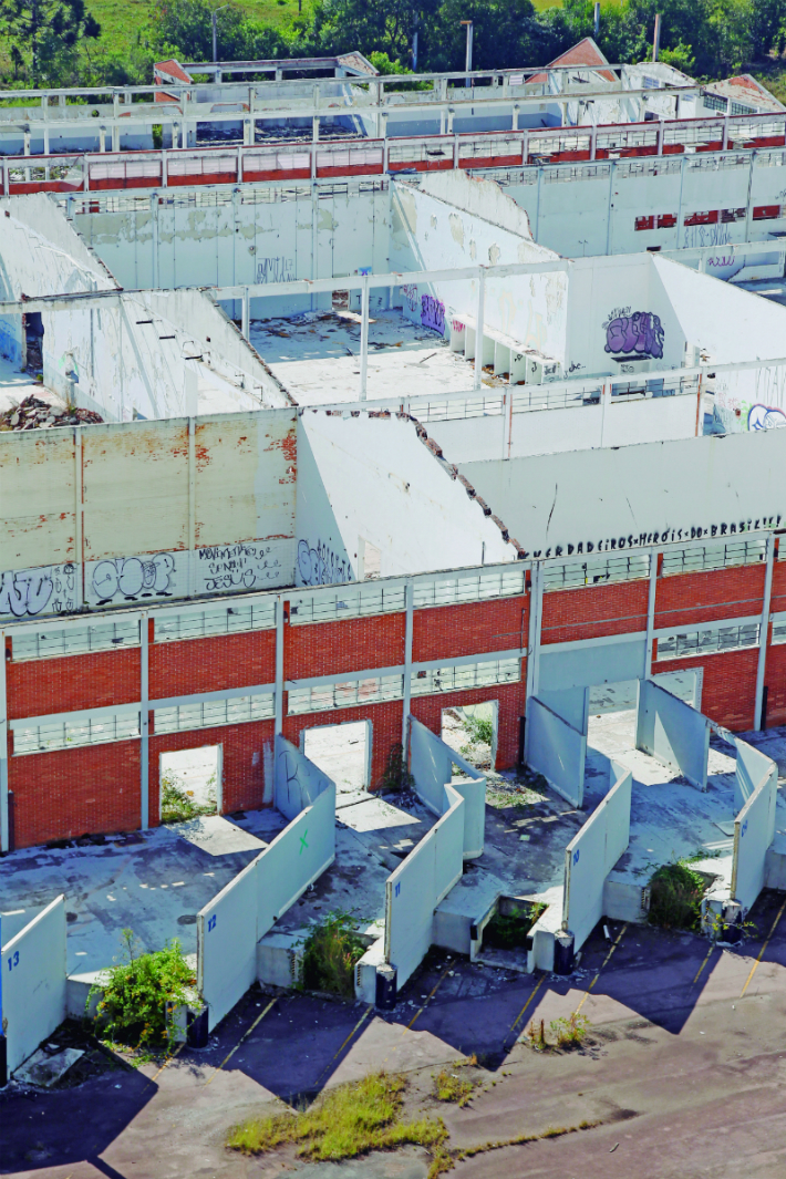 Fábrica da Todeschini, que foi referência em massas no Paraná, sofreu o impacto do fechamento da empresa. Foto: Felipe Rosa 