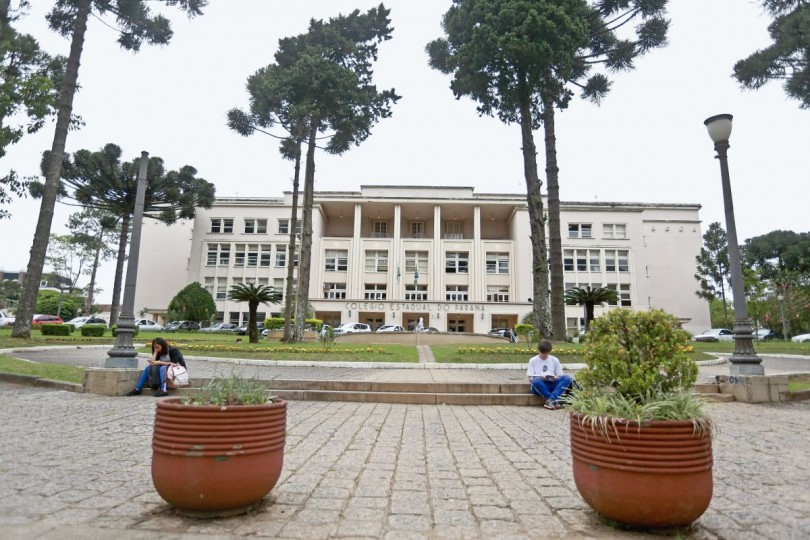 Colegio Estadual do Paraná. Foto: Marco Charneski/Tribuna do Paraná