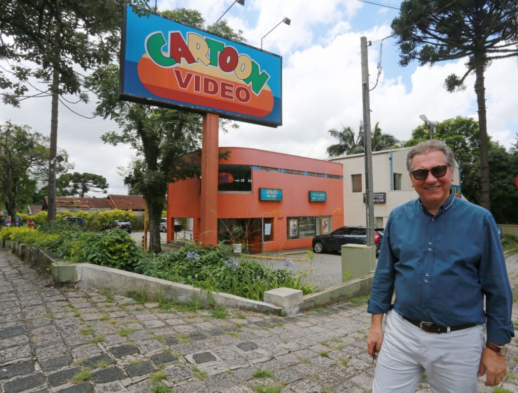 Locadora de vídeos Cartoon, uma das mais tradicionais da cidade, encerra as atividades. Foto: Felipe Rosa/Tribuna do Paraná