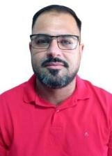 LÉO MAGALHÃES