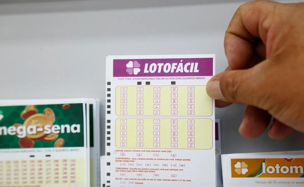 Cinco apostas de Curitiba ganham dinheiro com a Lotofácil 3082; Resultado!