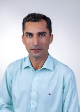 OSVALDO DA ABELHA BRANCA