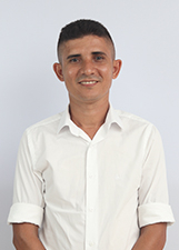 DANIEL MOURA