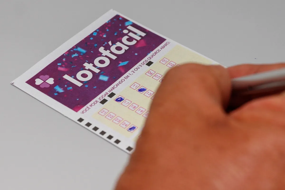 Resultado da Lotofácil 3556: confira os números deste sábado