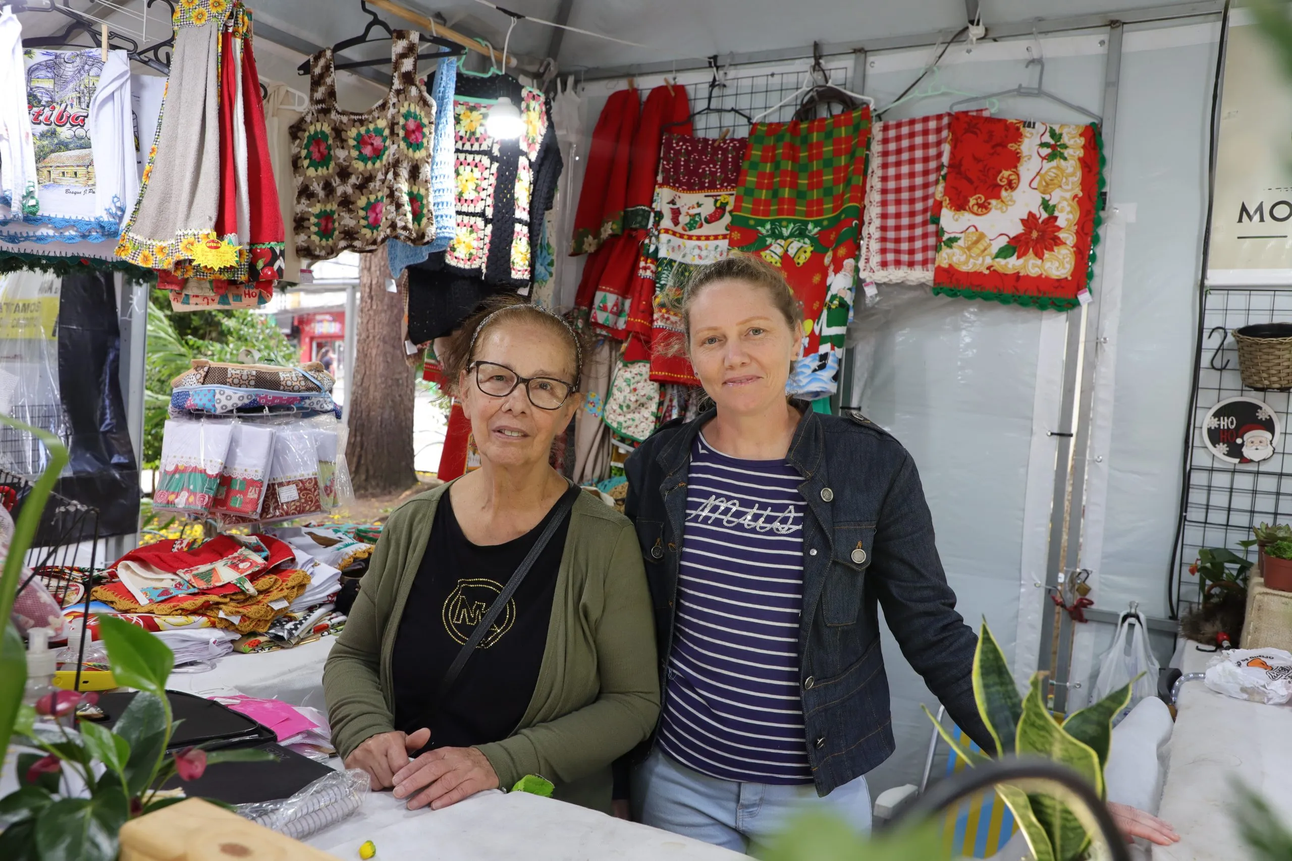 Natal de Curitiba impulsiona vendas de pequenos comerciantes em até 80%