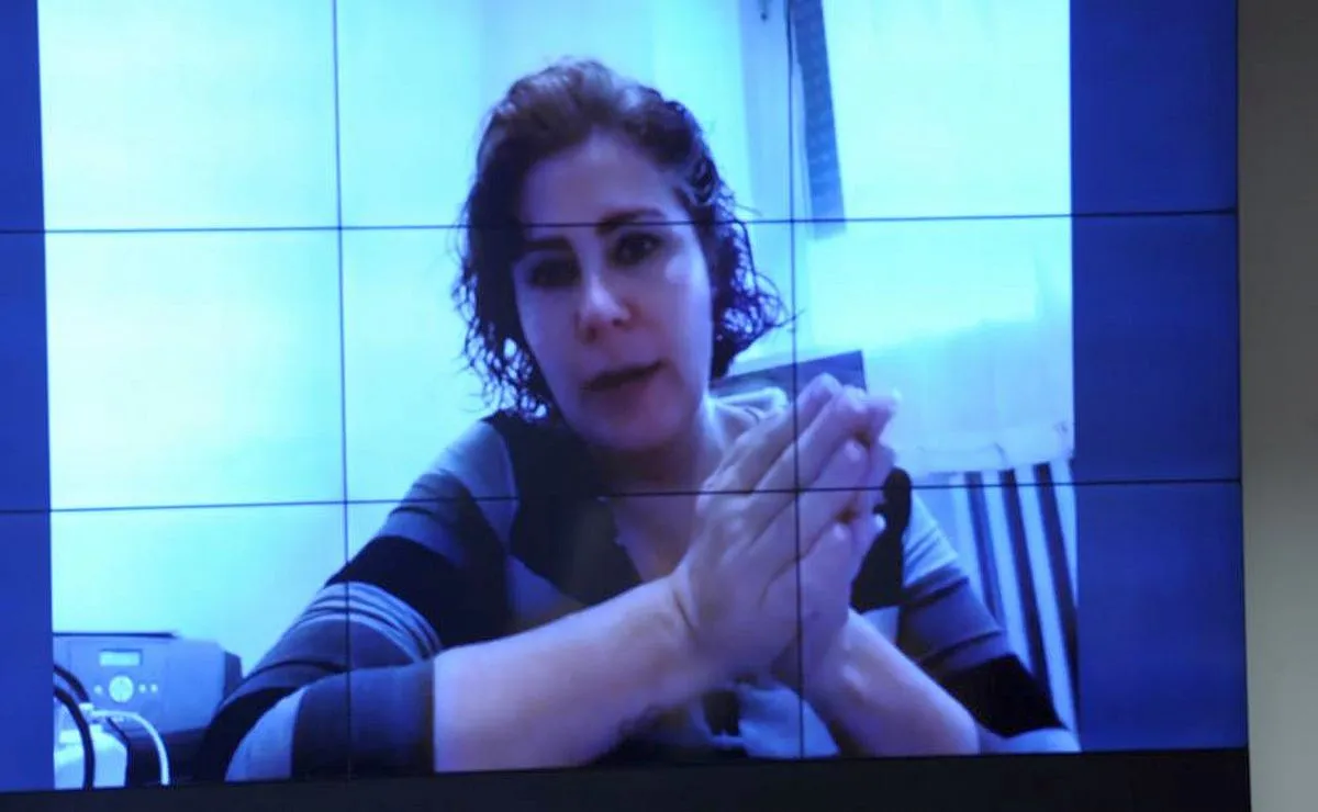 Condenada a 10 anos de prisão, Carla Zambelli renuncia