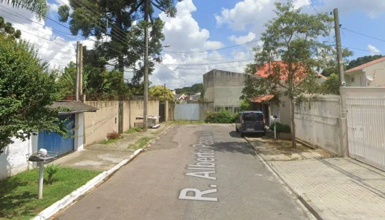 Terreno gigante em bairro de Curitiba tem aprovação para leilão; Mais de mil metros quadrados