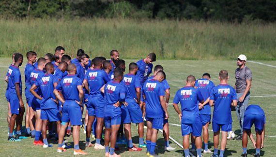 Clubes da Série B fazem acordo financeiro e Paraná também entra em férias