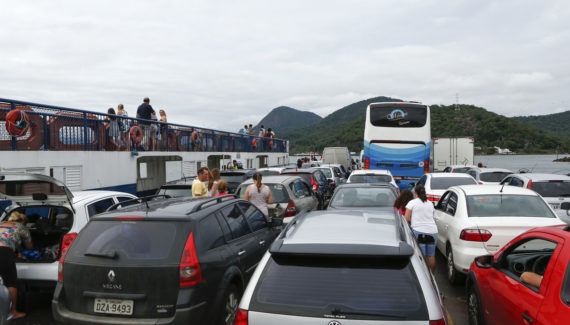 Governo autoriza aumento da tarifa do ferry-boat em Guaratuba; veja os valores