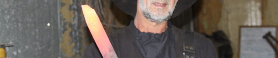 Cuteleiro de Curitiba é selecionado para participar do programa Desafio Sob Fogo, do History Channel