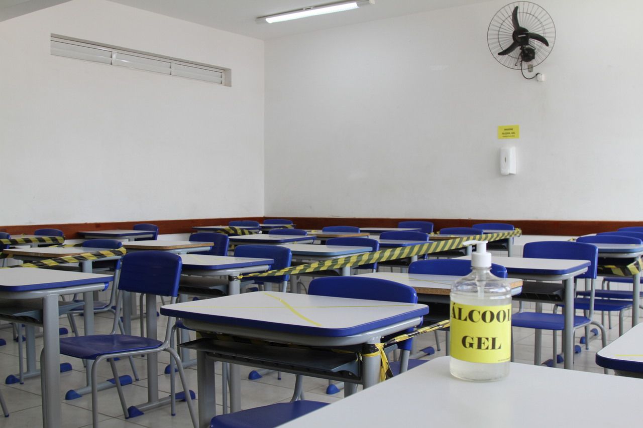 Sala de aula de Escola estadual no Paraná