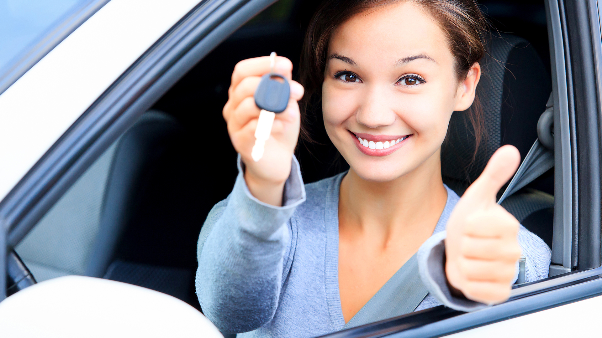 Saiba como aprender a dirigir de maneira correta e segura com o suporte de instrutores especializados e experientes!