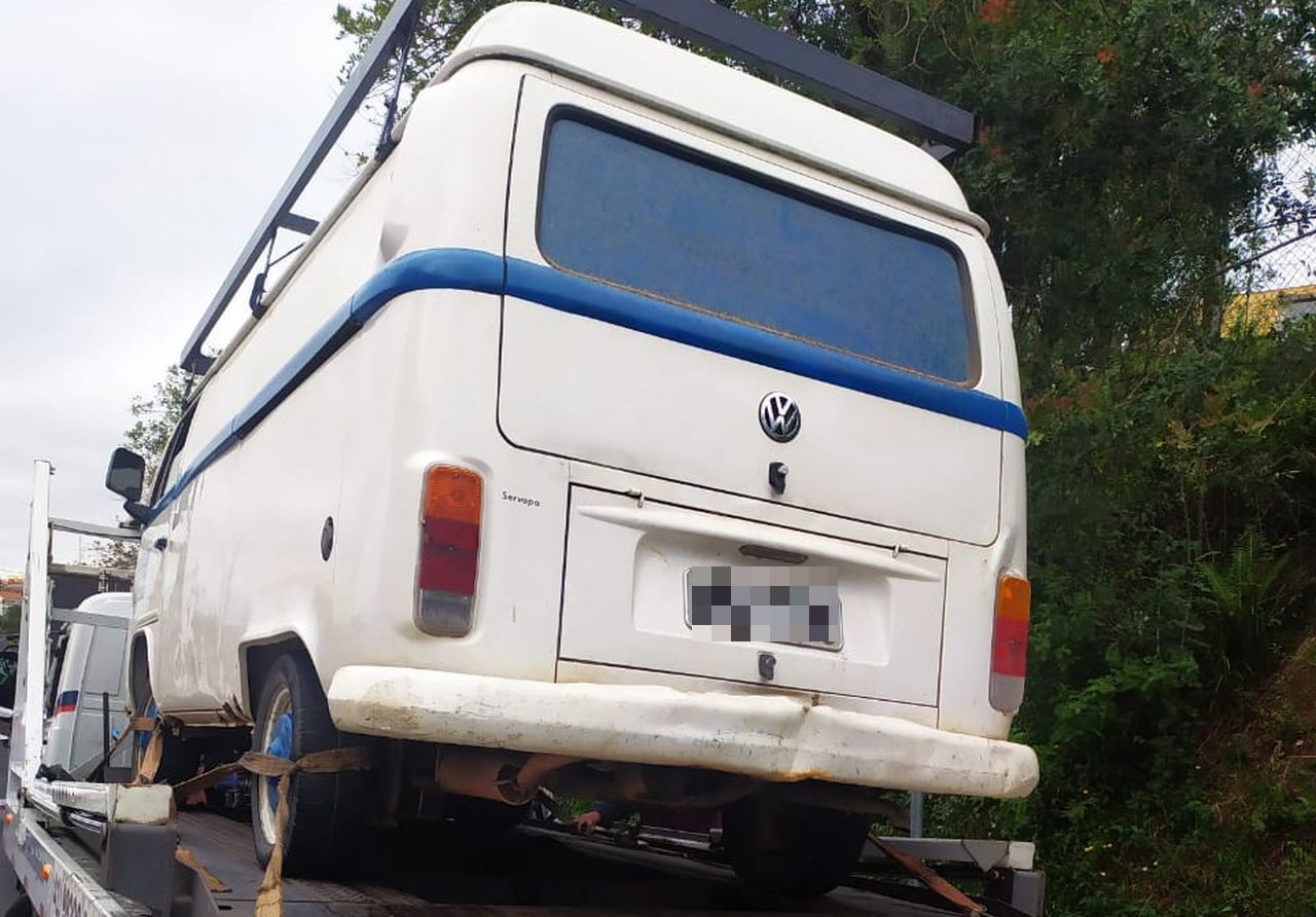 Kombi apreendida em Curitiba soma R$ 813,9 mil de infrações