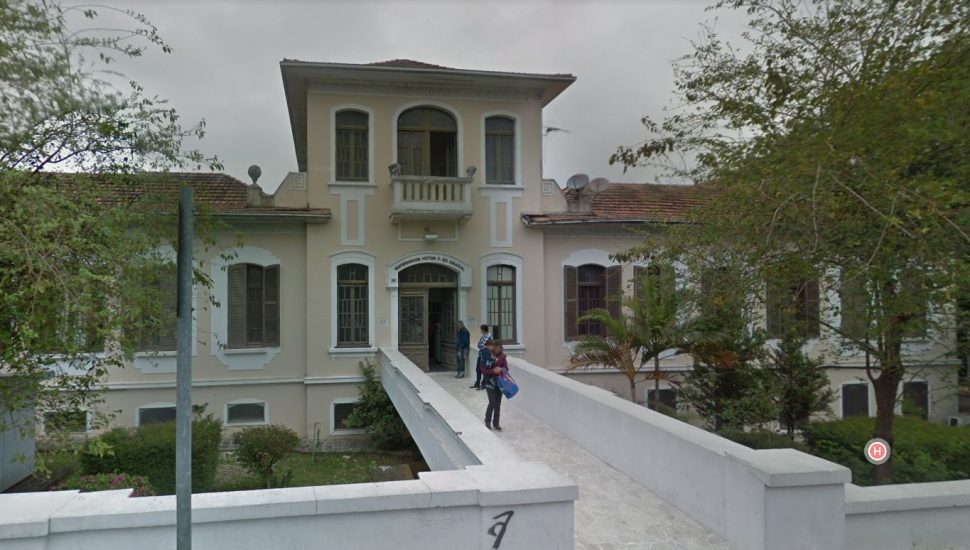 hospital exclusivo para covid-19 em Curitiba