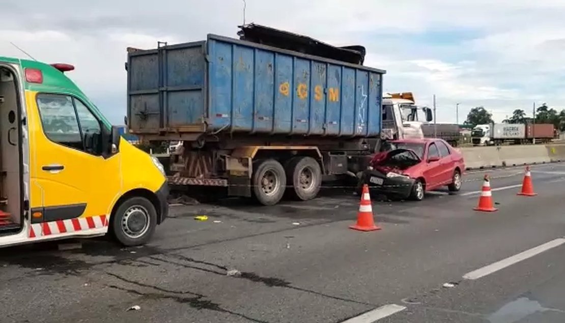 Acidente no Contorno Leste