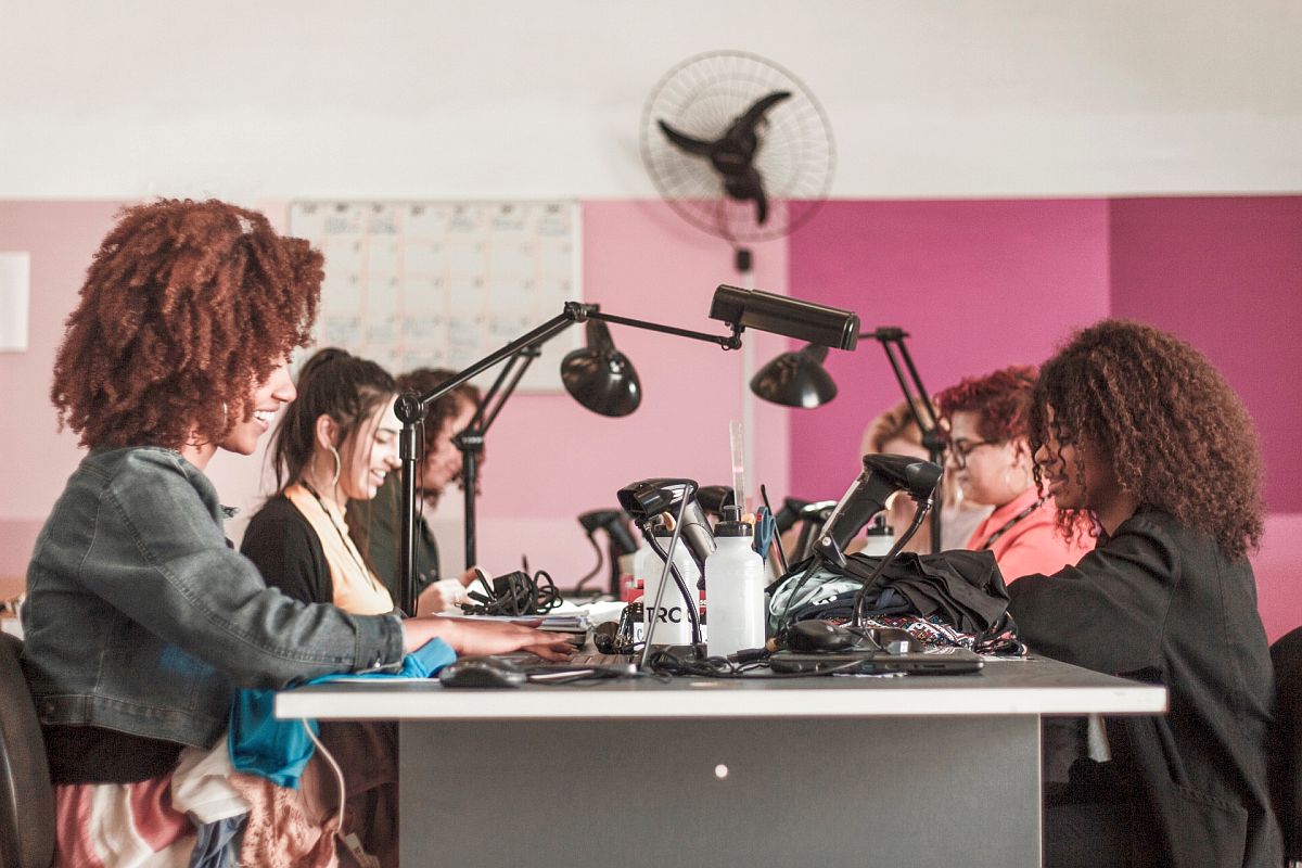 Startup de Curitiba tem 100 vagas abertas