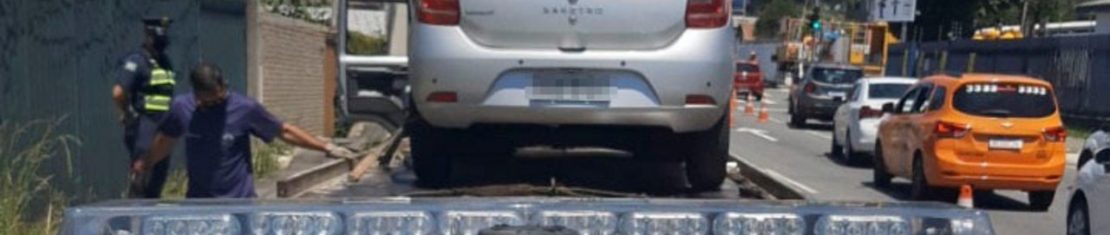 carro guinchado reboucas