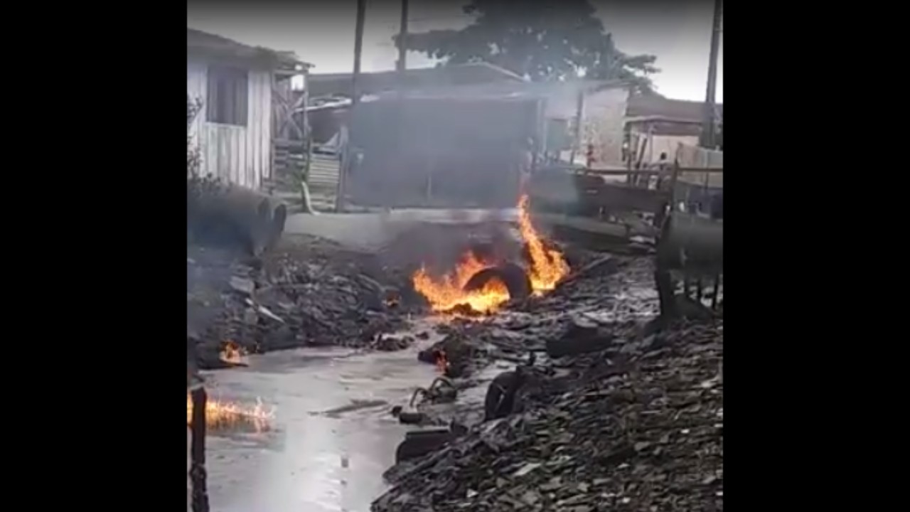 vazamento de combustível