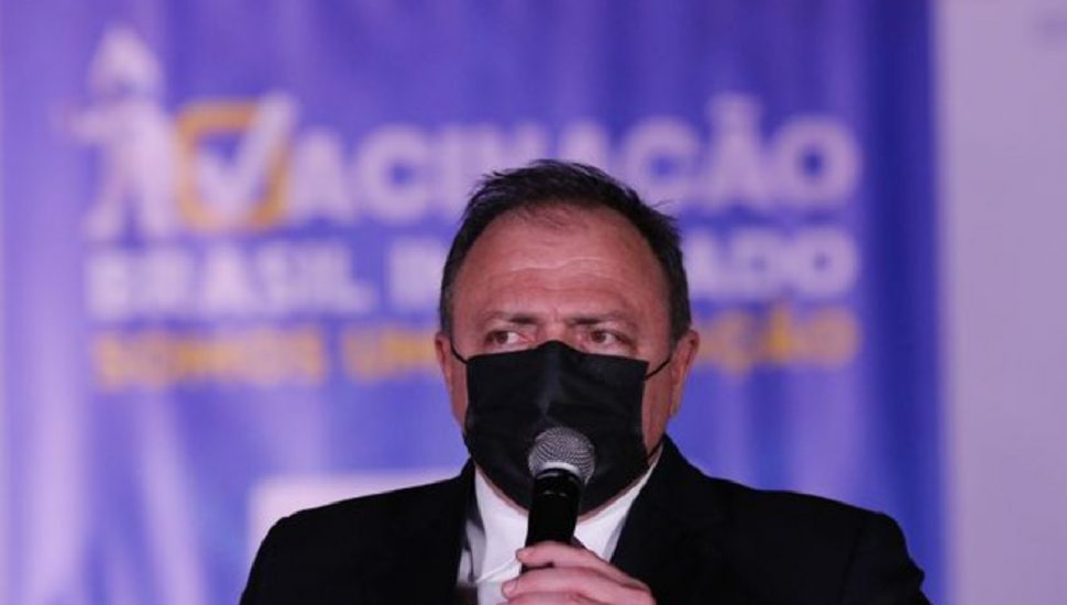 ministro da Saúde, Eduardo Pazuello,