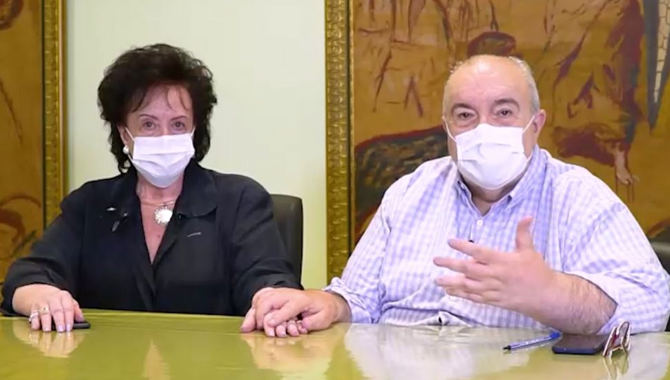 Greca se emocionou ao anunciar lockdown em Curitiba