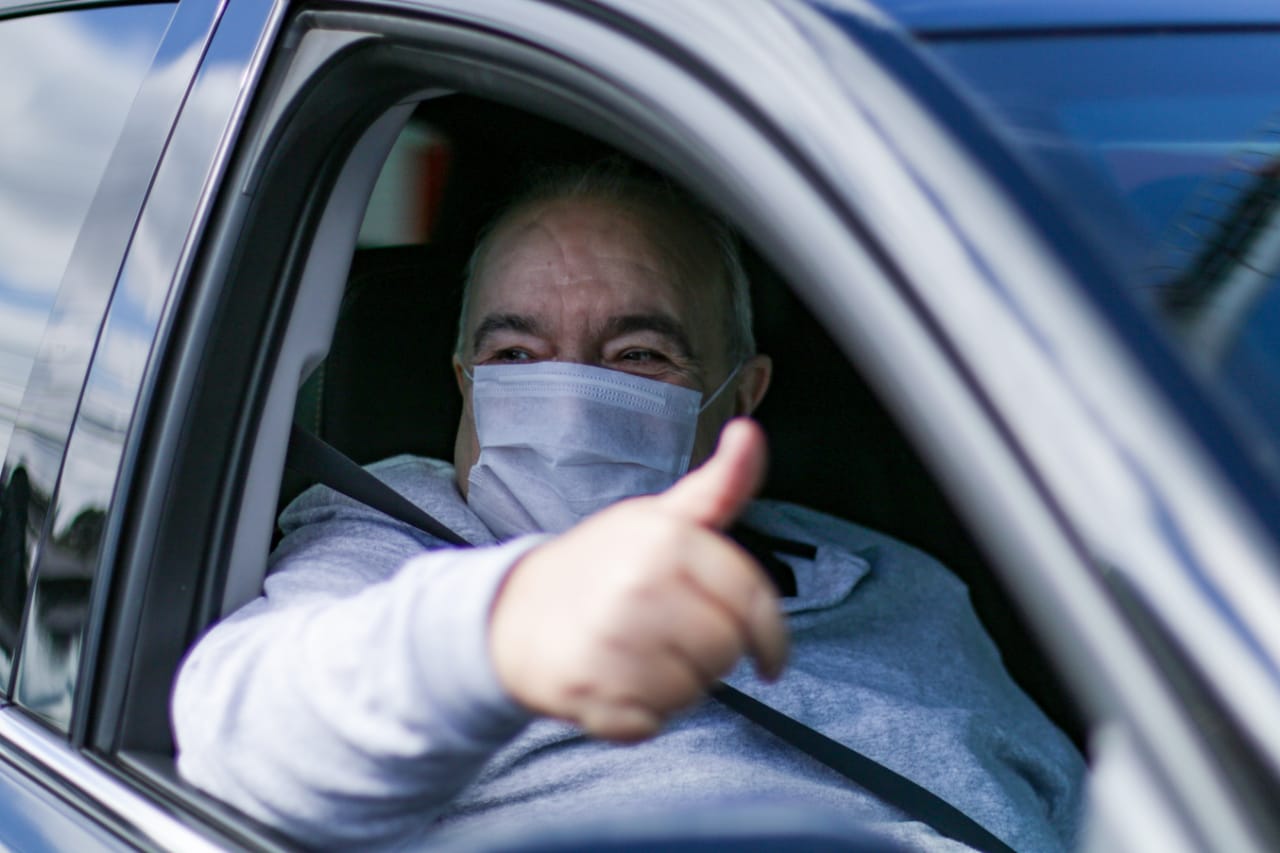 Prefeito de Curitiba Rafael Greca recebeu alta nesta sexta-feira