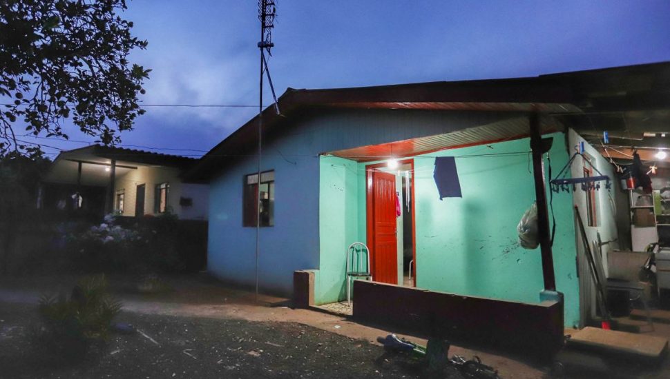 Cortes de luz suspensos no Paraná por causa da pandemia