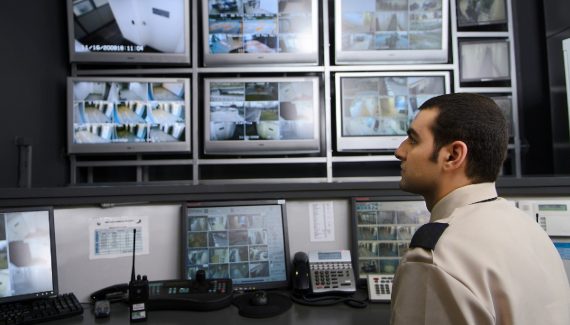 Monitoramento Eletrônico Poliservice para lojas e empresas.