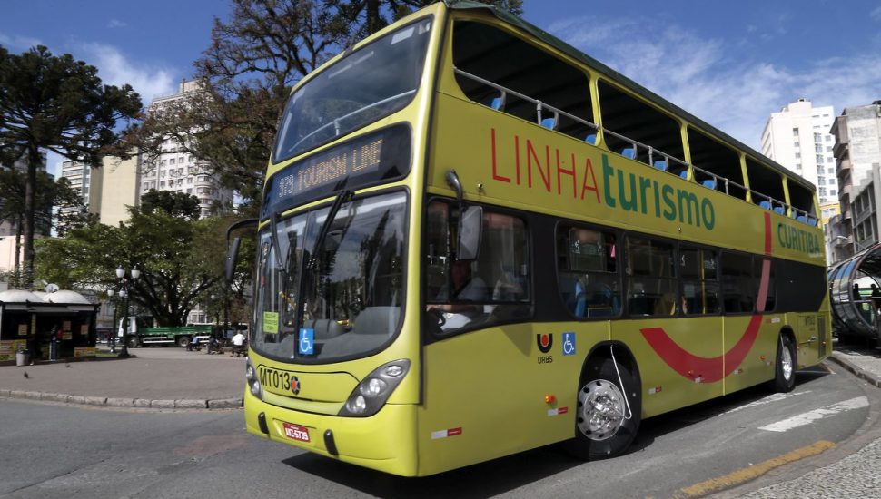 ônibus linha turismo de curitiba