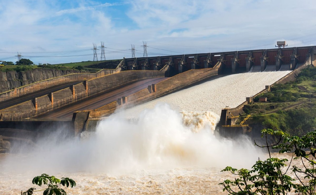 A geração adicional é classificada como "imprescindível" pelo ONS e precisaria ser de no mínimo 5,5 gigawatts.