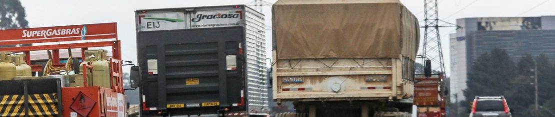 Estradas do Paraná nesta quarta-feira (09), dia de greve dos caminhoneiros.