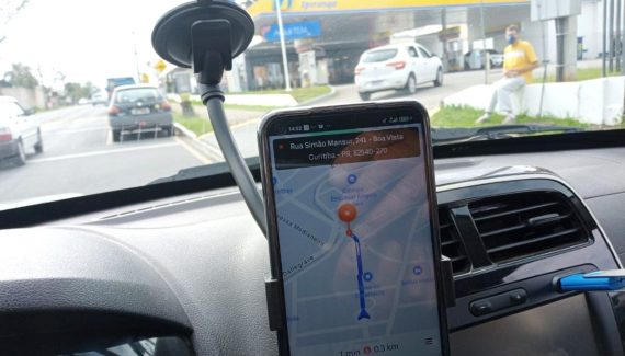 Preço dos combustíveis têm complicado a vida dos motoristas de aplicativo.