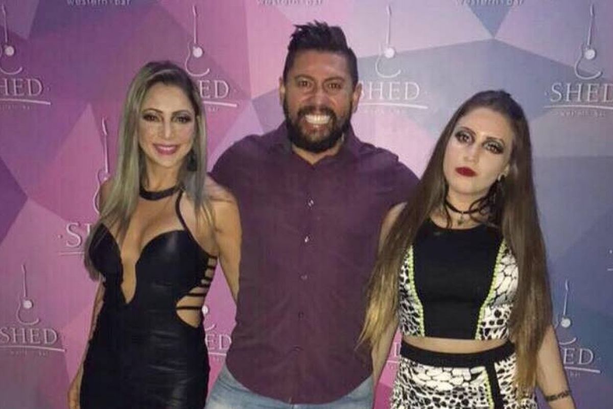 Cristiana Brittes (esquerda), junto com Edison Brittes e Alanna Brittes.