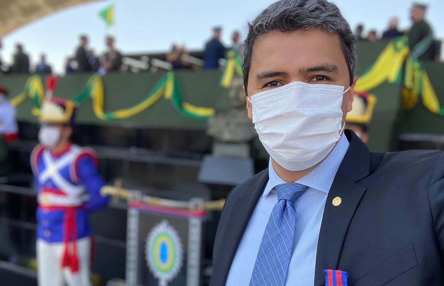 Deputado federal Diego Garcia empurrou Paulo Teixeira, de SP,