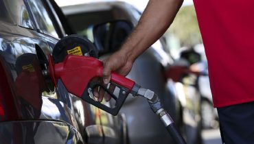 Preço médio da gasolina em Curitiba aumentou R$ 0,27 centavos em questão de 15 dias.