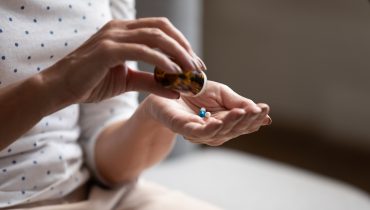 A automedicação contribui para o desenvolvimento da alergia medicamentosa. Foto: Shutterstock