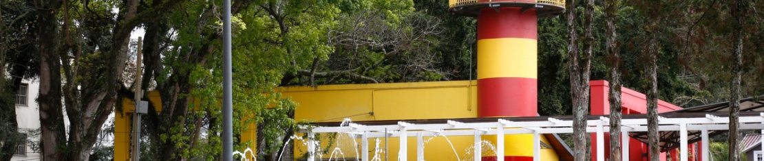 "Fui pessoalmente dar uma olhada na praça. Vi cerca de seis casais acordando todo mundo com o tilintar", disse Antenor em um papo com a Tribuna.