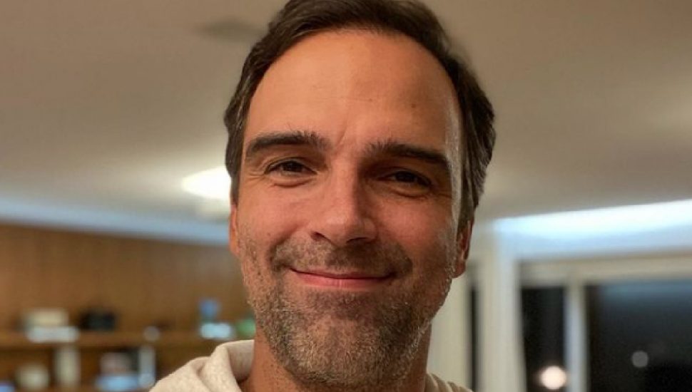 Tadeu Schmidt deixa Fantástico após 8 anos.