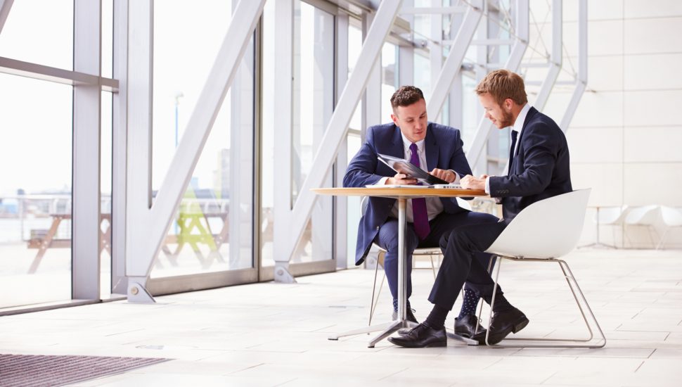 Se manter no mercado de trabalho demanda uma série de aptidões. | Foto: Shutterstock