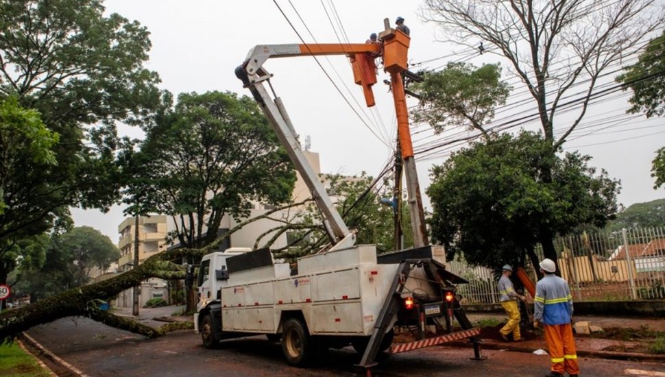 Temporal desta semana deu o que falar e causou grandes estrados no Paraná.