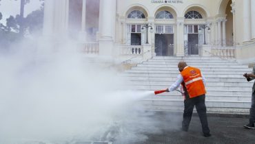câmara de curitiba fumaça