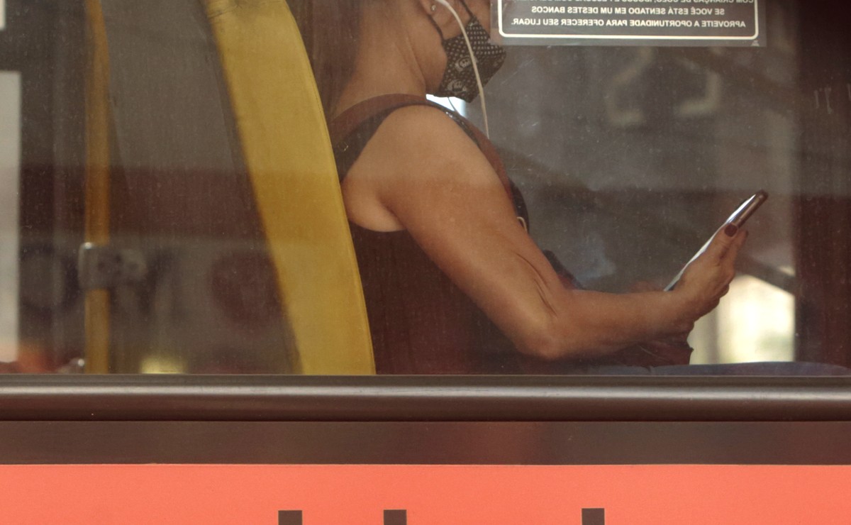 Dos 32 casos registrados em Curitiba, 11 ocorreram no transporte coletivo.