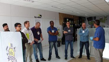 Treinamentos da Universidade da Borracha Líquida ensinam todos os segredos e técnicas para aplicar o revestimento. | Foto: Divulgação